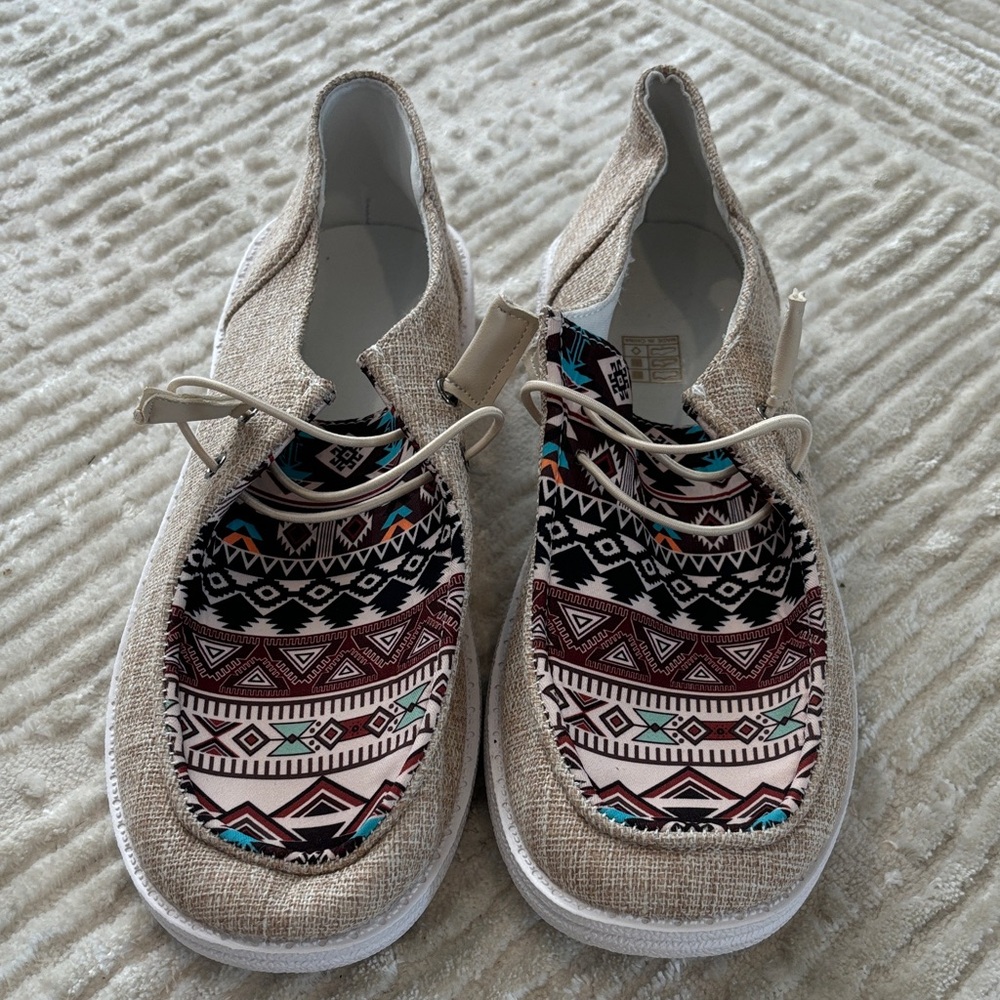 Tribal Patterned Women's Shoes